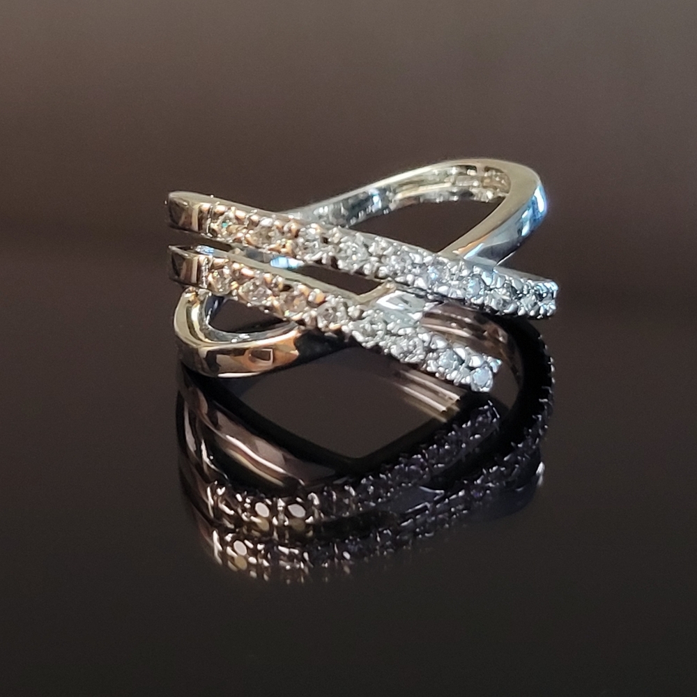 Cubic Zirconia RSC Fashion Ring EUC Silvertone - Picture 14 of 14